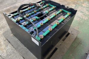 フォークリフト用 鉛バッテリー