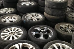 アルミ付きホイールタイヤ